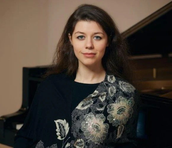Viktoria Vassilenko, piano